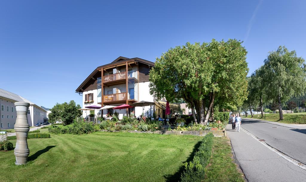 Fruehstueckspension "Schlosswirt" Ossiach Kültér fotó