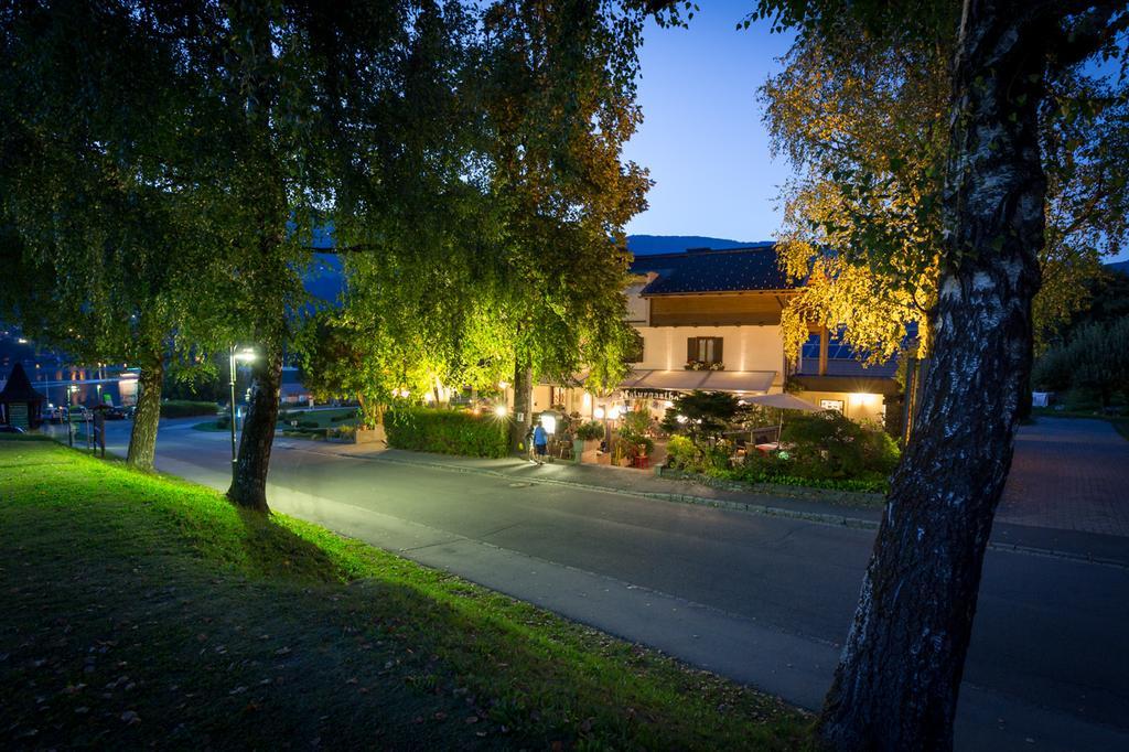 Fruehstueckspension "Schlosswirt" Ossiach Kültér fotó